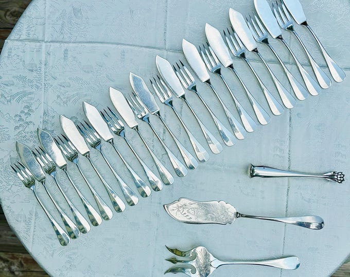 Antique Christofle Silver Plated 27 Piece Fish Service