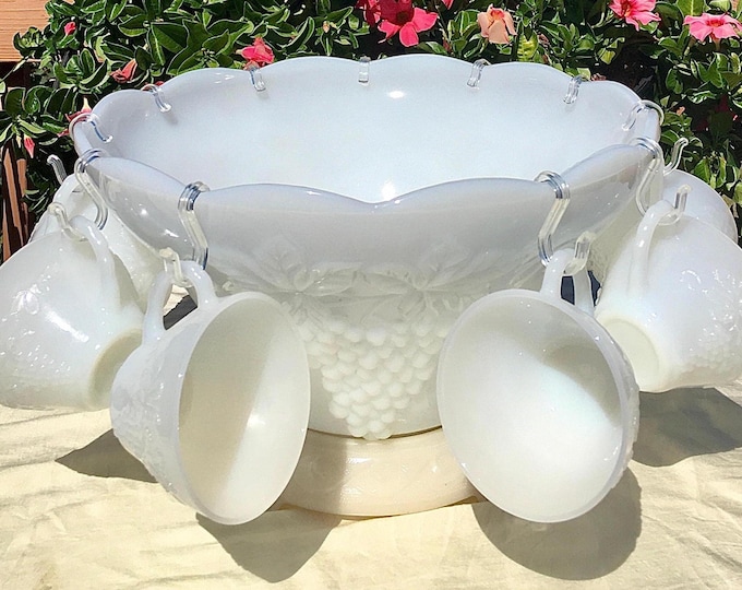 Vintage Anchor Hocking Milk Glass Punch Bowl *14 Piece Set