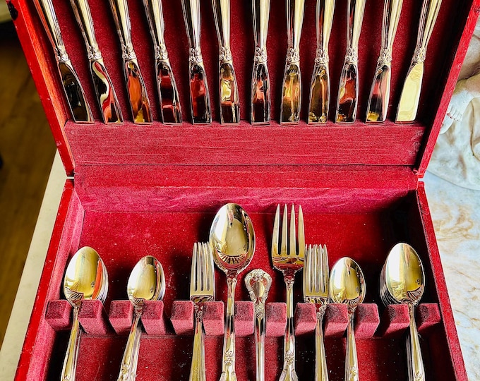 Godinger “Grand Master” 53 Piece Set of Gold Electroplated Flatware for 12