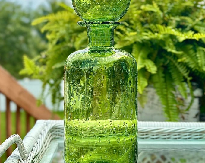 Rainbow Glass Olive Controlled Bubble Decanter