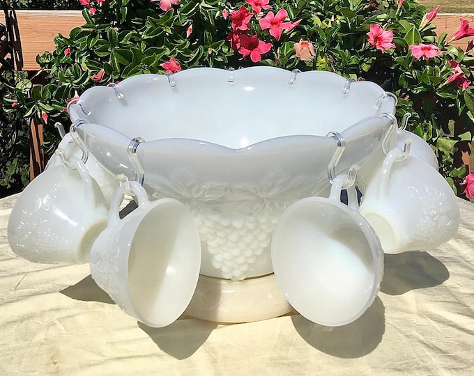 Vintage Anchor Hocking Milk Glass Punch Bowl *14 Piece Set