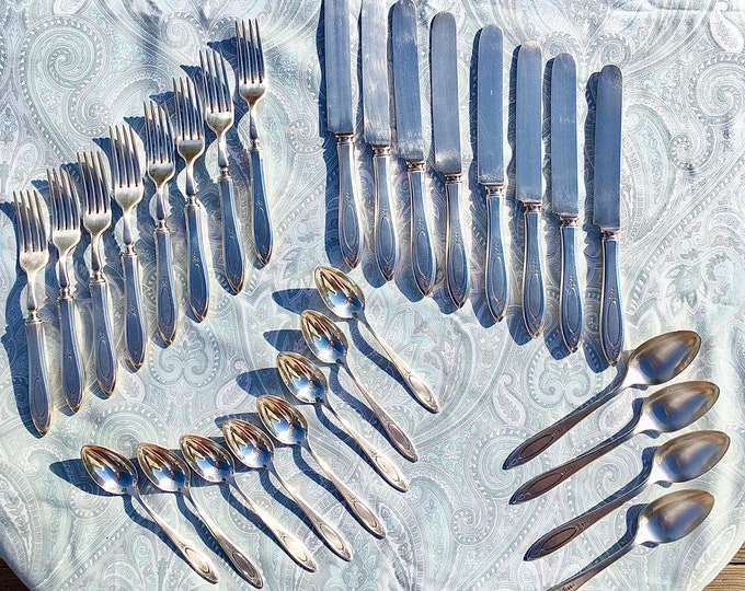 Antique Deco Community Silver Plate 28 Piece Service for 8, In "Adam 1917"