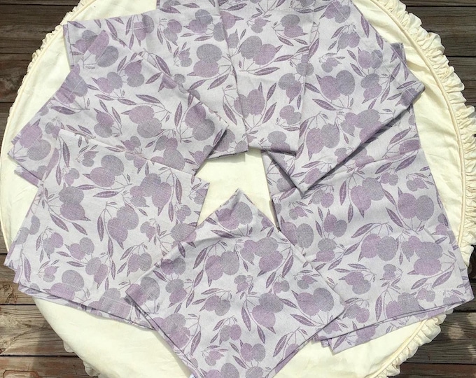 Williams Sonoma Lavender Jacquard Dinner Napkins *Set of 8