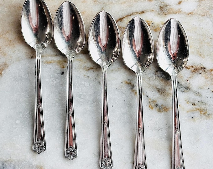Antique Rogers & Bros. Silver Plated “1928 Majestic” Demitasse Spoons *Set of 5