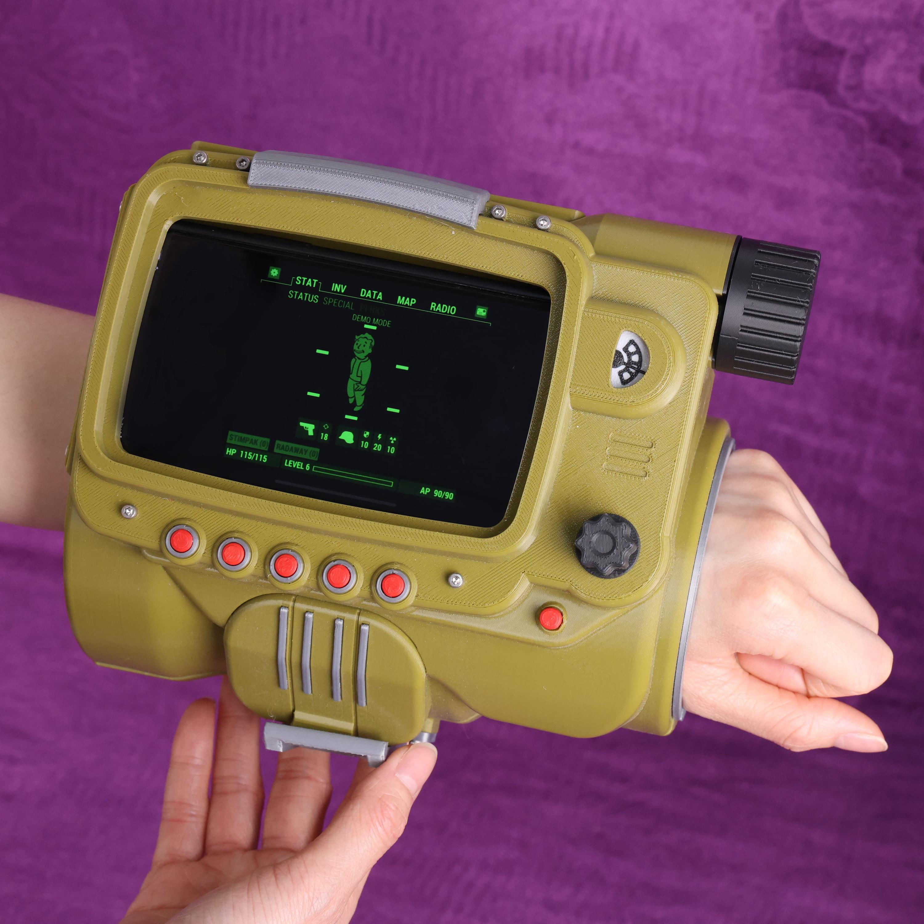 Pip Boy Phone Case - Etsy Canada