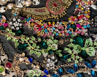 ジュエリージャーセット｜厳選されたヴィンテージリング、ネックレス、ブレスレット｜女性へのギフト