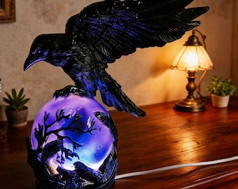 Hot Gothic Eagle Table Lamp, Resin Ornament, Creative Night Light, Home Study Decor