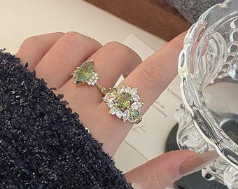 French Retro Court Style Olive Green Zircon Open Ring, Light Luxury & Unique Niche Design