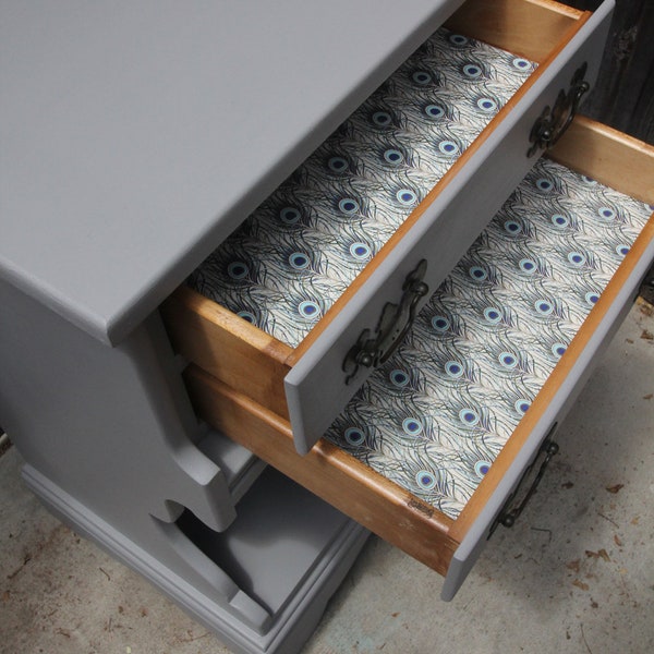 Grey Colonial 2-drawer Side Table