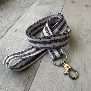 Music Notes Lanyard: Schlüssel / Ausweishalter aus Baumwolle