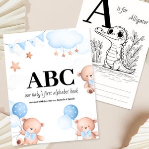 Op de afbeelding: Twee kinder-alfabetboeken. Eén boekomslag luidt "ABC our baby's first alphabet book" met teddyberen en ballonnen. De andere pagina toont een zwart-wit illustratie van een alligator met de tekst "A is for Alligator".