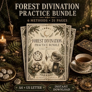 Op de afbeelding: Een Forest Divination Practice Bundle met 31 pagina's en 6 methoden. De omslag toont de titel, een maansikkel, een dromenvanger, een pendel, een theekopje, runen, een kaars en tarotkaarten. Tekst bevat A4 + US Letter en Instant Download.