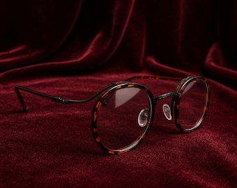 Ronde schildpadbril, heldere vintage stijl glazen, retro metalen bril