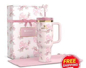 Holiday Rosa Beaux Pink Floral 40oz Quencher Tumbler, Flowstate H2.0 Cup with Straw, Floral Insulated Travel Mug Gift