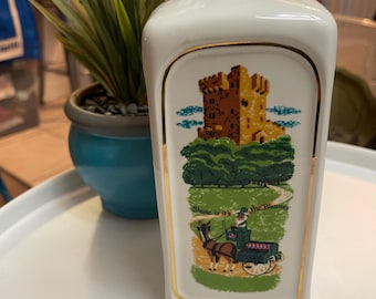 Decantador de porcelana Old Fitzgerald de 1970 / Botella de whisky irlandés Blarney Castle