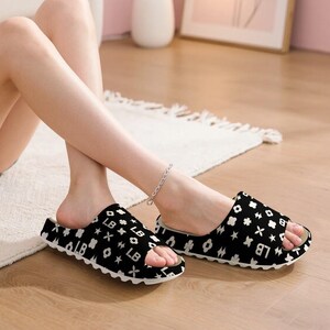 Yeezy EVA slippers - LauBelle Brand