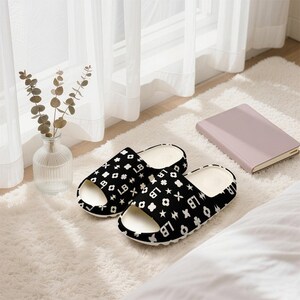 Yeezy EVA slippers - LauBelle Brand
