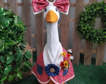28" - 30" Porch Goose Outfit & Bow