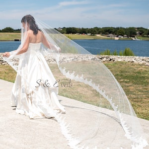 Royal Length Drop Veil with Lace trim  | Wedding veil, bridal veil, 2 tier veil with lace, wedding veil ivory, wedding veil cathedral