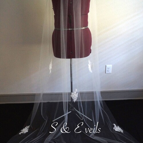 Scattered Lace Cathedral Veil, 1 tier cathedral scattered floral lace wedding veil, ivory lace cathedral veil,chapel lace shops veil