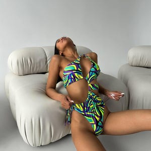 Lace Up One Piece Swimsuit, Women's Cut Out Swimwear - Adjustable  Beachwear with Removable Cups
