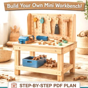 Puede incluir: Un juego de tres tazas de cerámica con un acabado mate moteado. Las tazas son en tonos crema, gris claro y gris oscuro. Cada taza tiene un diseño simple y minimalista, ideal para café o té.