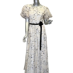 light before dark nadine lace maxi dress Vestido Maxi de Encaje Nadine Light Before Dark