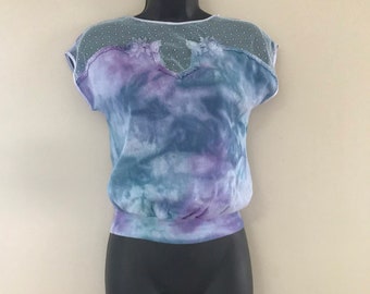 Ice Tie Dye Vintage Sweater: Blue Pastel Watercolor, Lace Neckline (Size Medium)
