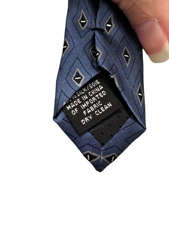 Vintage Bill Blass Blue Silk Necktie - image 2