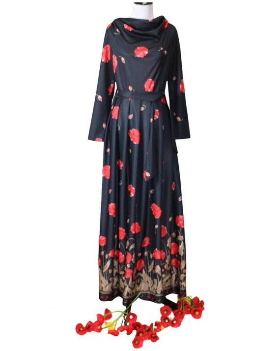 Vintage 1970s Floral Poppy Print Maxi Dress With M