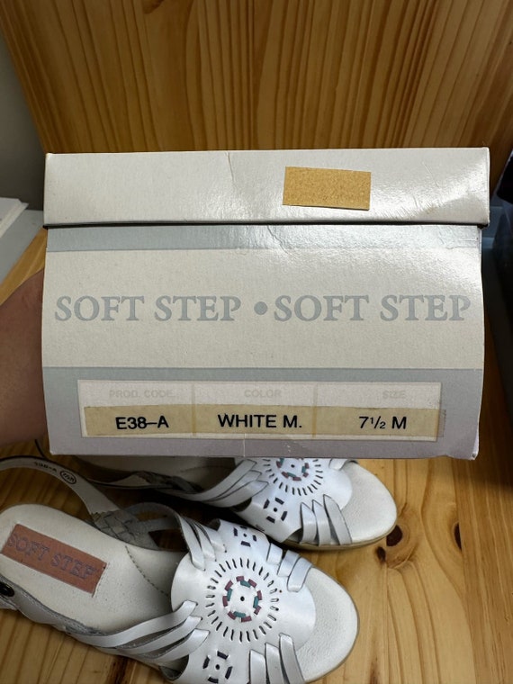 Soft Step White Southwestern Wedge Sandals Sz 7.5 - image 8