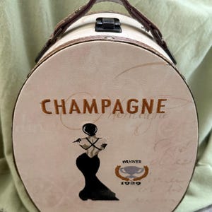 Vintage dekorativ förvaringslåda / sminkväska med spänne och handtag 50-tals Lady Motiv Champagne