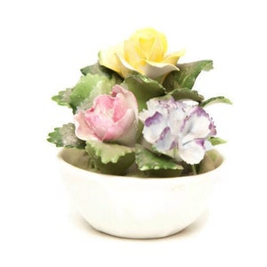 Vintage Golden Crown E R Bouquet floreale Bone China - Fiori pastello scolpiti a mano - Prodotto in Inghilterra - Elegante da collezione