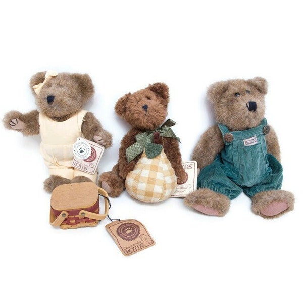 Boyds Bears Clementine McCoy 919808 TJs Best Dressed, J B Bean Bearwear Green Corduroy Overalls, Bosc P Pearsley 904163 H B  Heirloom Series