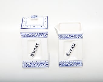 Vintage ACSON Japan Sahne und Zucker Set: Blau-Weißes Folk Art Porzellan