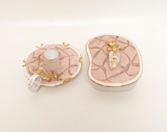Vintage LEONON Waschtisch-Set: Pinker Zucker & goldener Porzellan Kerzenhalter und Trinket Box