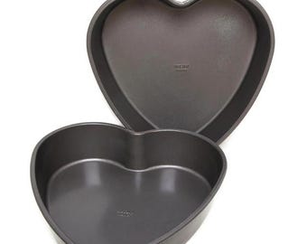 Wilton Heart Shaped Cake Pans - Set of 2 Nonstick Baking Pans