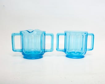 Juego de azucarero y cremera Vintage Tiara Indiana Glass Blue Horizon con doble boquilla y paneles color aguamarina/pavo real, 1974