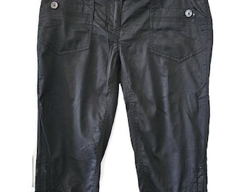 Vintage White House Black Market - Women's Size 6 - Black Shorts - Bermudas - Leg Zippers