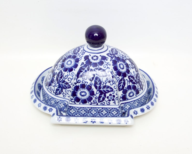 Piatto da portata ovale con copertura a cupola vintage con coperchio per formaggi, vassoio per torte 11 pollici Porcellana floreale blu cobalto immagine 6