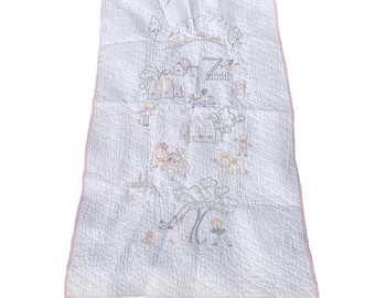 Vintage Baby Quilt "the Village" Embroidered 40 X 29.5