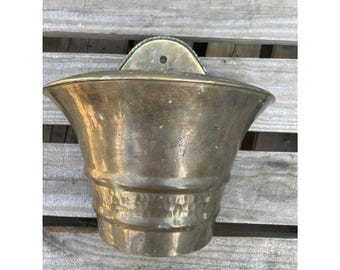 Vintage Brass Wall Mount Pocket Planter Pot Basket Home & Garden