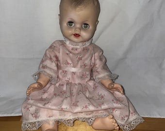 Vintage Drink & Wet Sleepy Blinking Doll Molded Brown Hair Green Eyes Dress