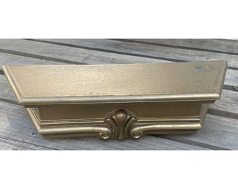 Vintage Syroco 3073 Gold Plastic Wall Shelf Hollywood Regency 16x6 1991 Floating