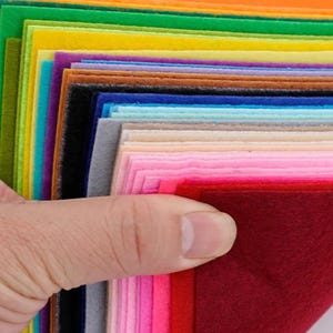 40 Sheets A4 Colorful Felt Fabric Sheets | 1 mm Thick Polyester Non-Woven Felt Cloth for DIY Crafts, Sewing, Appliqué, Decorations