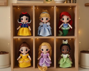 Handmade Crochet Princess - Snow White Cinderella Ariel Belle Rapunzel Tiana Amigurumi