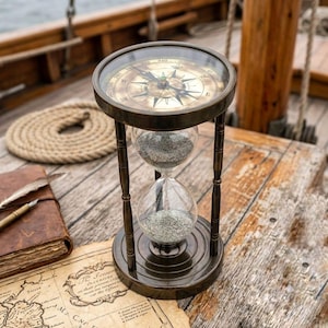 Vintage Brass Compass Hourglass – 5 Minute Nautical Sand Timer Desk Decor