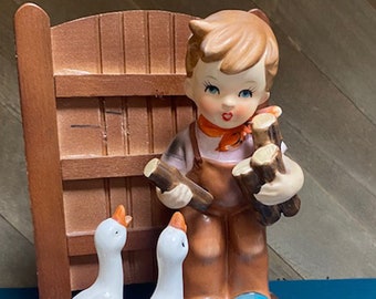 Arant 5 Hummel Inspired Figurine Boy With 2 White Geese.