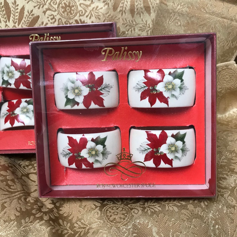 Set Of 8 Palissy Royal Worcester Spode Holiday Napkin Rings