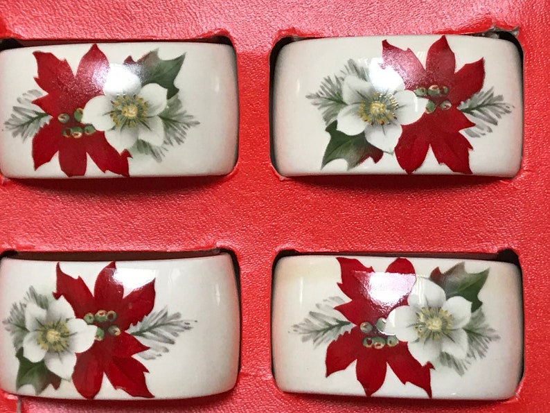 Set Of 8 Palissy Royal Worcester Spode Holiday Napkin Rings